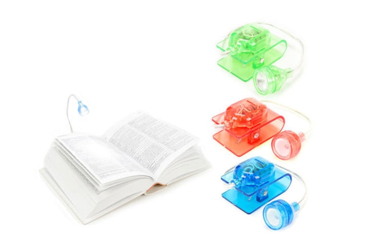 Lintera de libro pinza de Ale-Hop (2€)