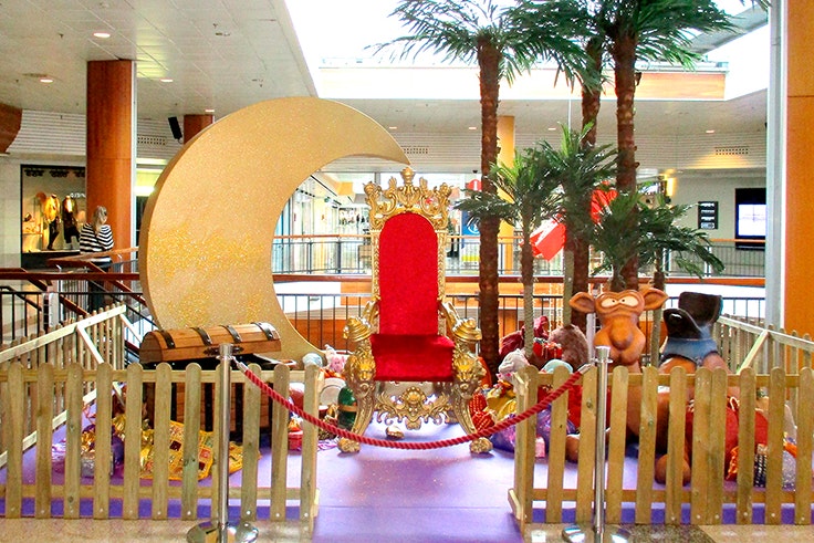 trono real Max Center