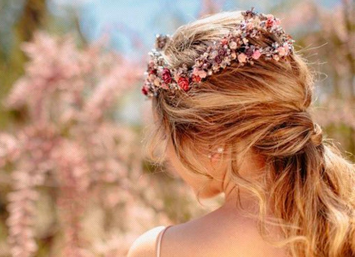 Estos son los mejores peinados para las bodas si quieres ser la invitada perfecta y tienes el pelo largo