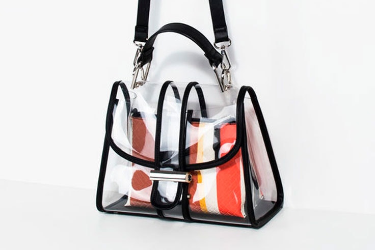 bolso-plastico-transparente-parfois