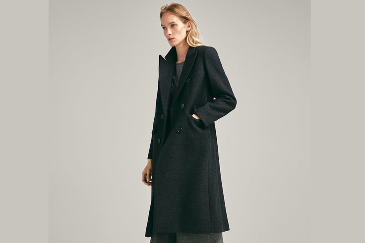 calzedonia-sara-carbonero-abrigo-gris-marengo-massimo-dutti