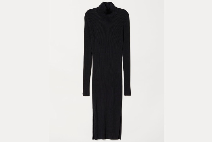 calzedonia-sara-carbonero-vestido-negro-de-punto-cuello-vuelto-hm