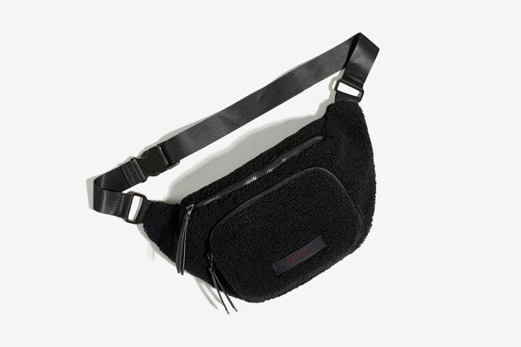 black-friday-rininera-borreguito-negro-parfois