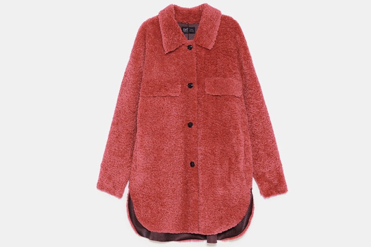 borreguito-rosa-sobre-camisa-zara-2