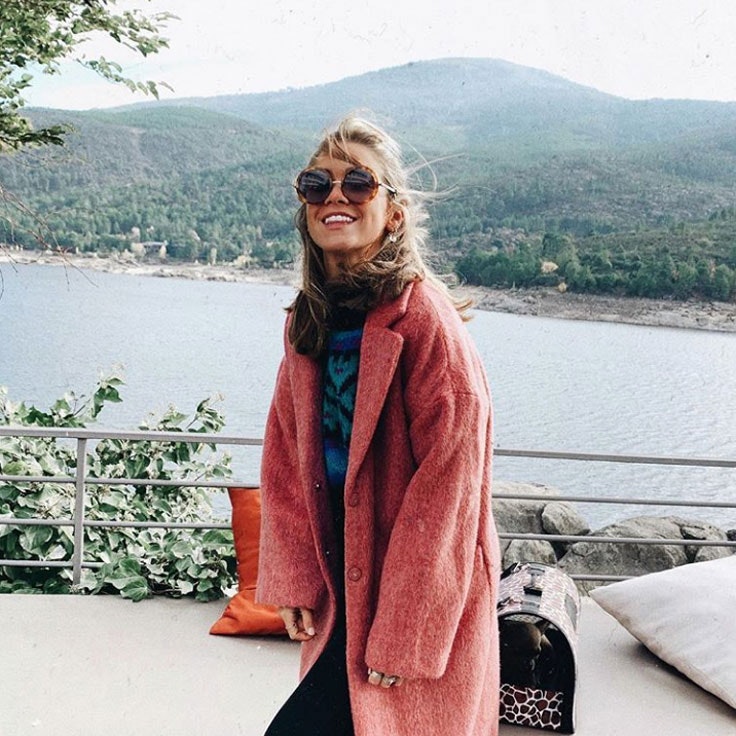 carlota-weber-abrigo-rosa-borreguito