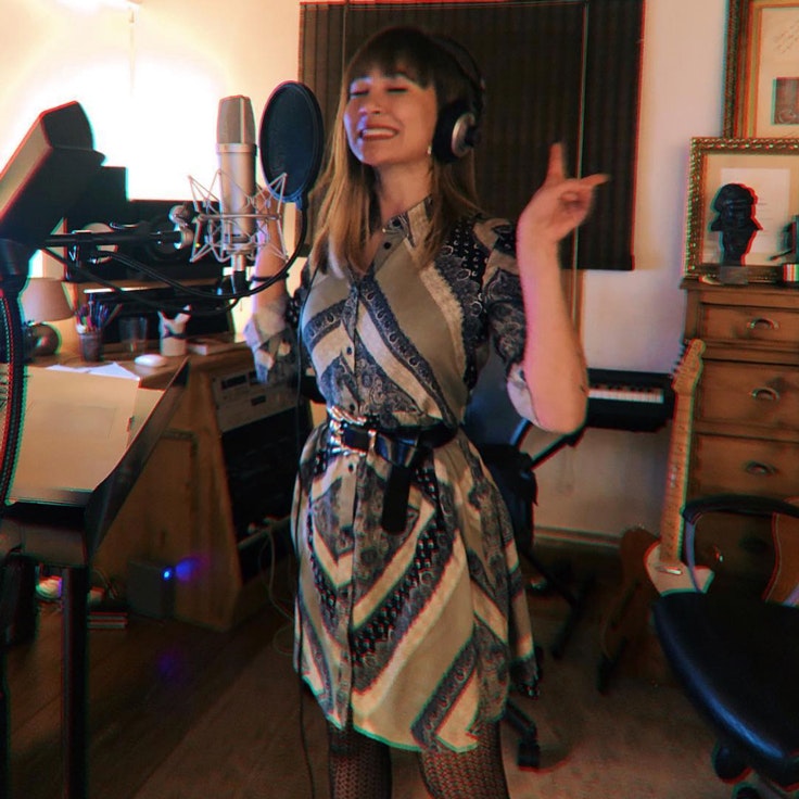 aitana-ot-estudio-vestido-stradivarius