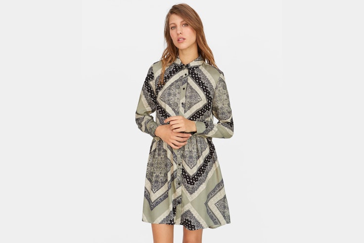 vestido-estampado-camisero-stradivarius