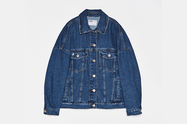 chaqueta-vaquera-oversize-bershka