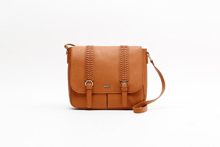 bolso bandolera color camel misako