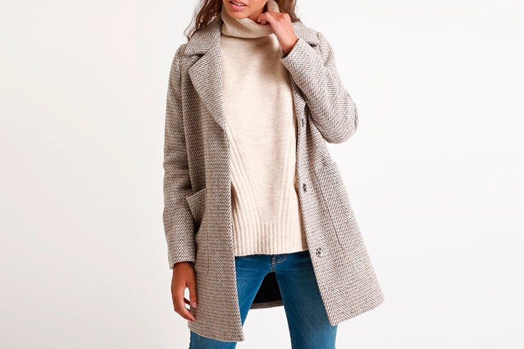 Chaqueta oversize en color beige de Pimkie
