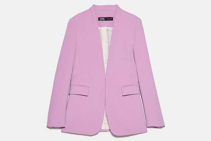 Chaqueta americana en color lila de Zara