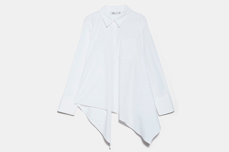Camisa blanca asimétrica de Zara