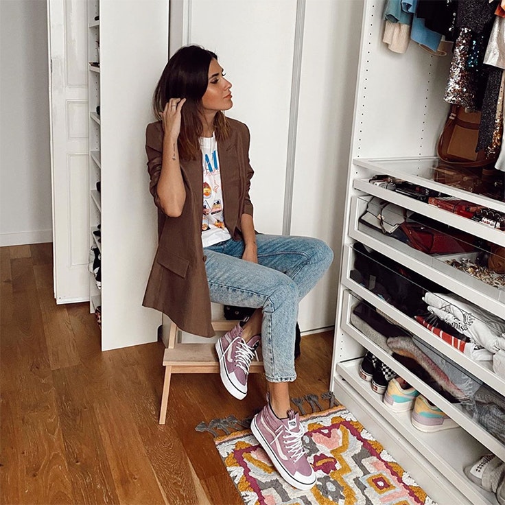 mery turiel looks para estar por casa chaqueta americana y camiseta