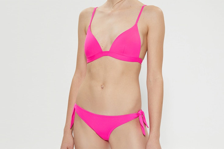 Bikini en color rosa fucsia de Sfera