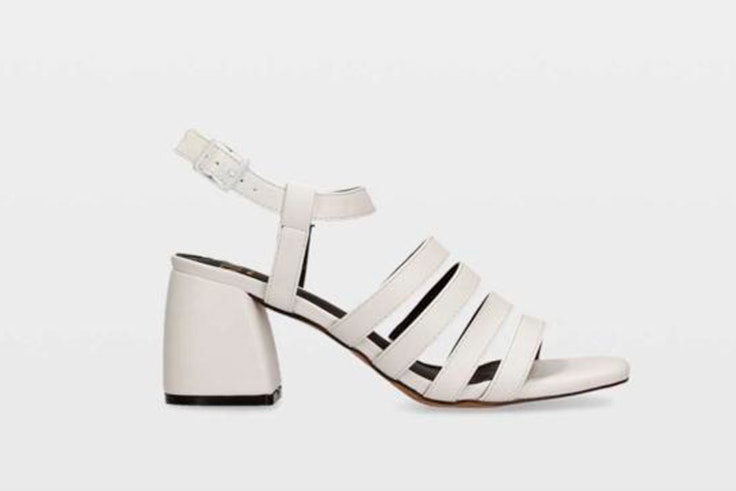 Sandalias blancas con tiras de Ulanka