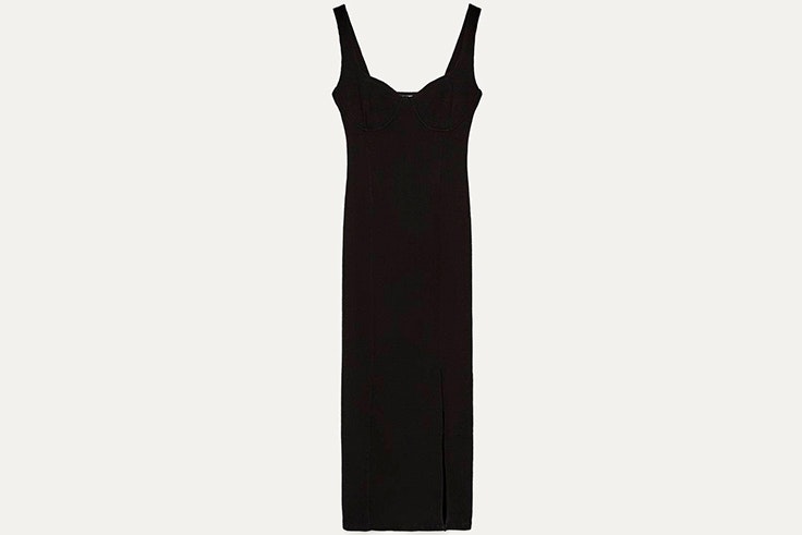Vestido negro de tirantes de Bershka