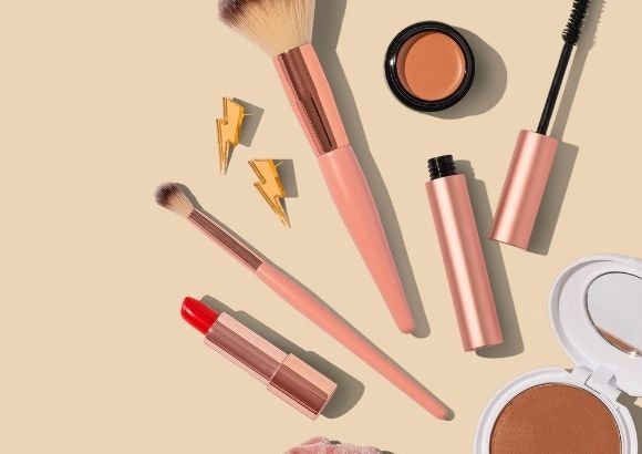 Los 6 cosméticos imprescindibles para tu neceser