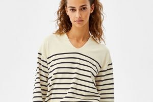 Jersey de Zara perfecto para meter en tu maleta de Semana Santa