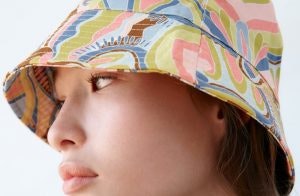 El outfit con sombrero de Zara